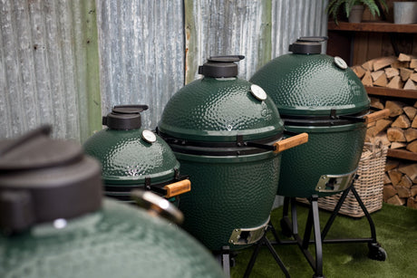 SHOP -OUTDOORS / Big Green Egg BBQ / Big Green Eggs