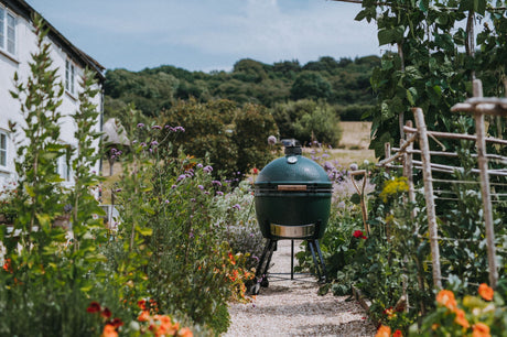 SHOP - OUTDOORS / Big Green Egg BBQ