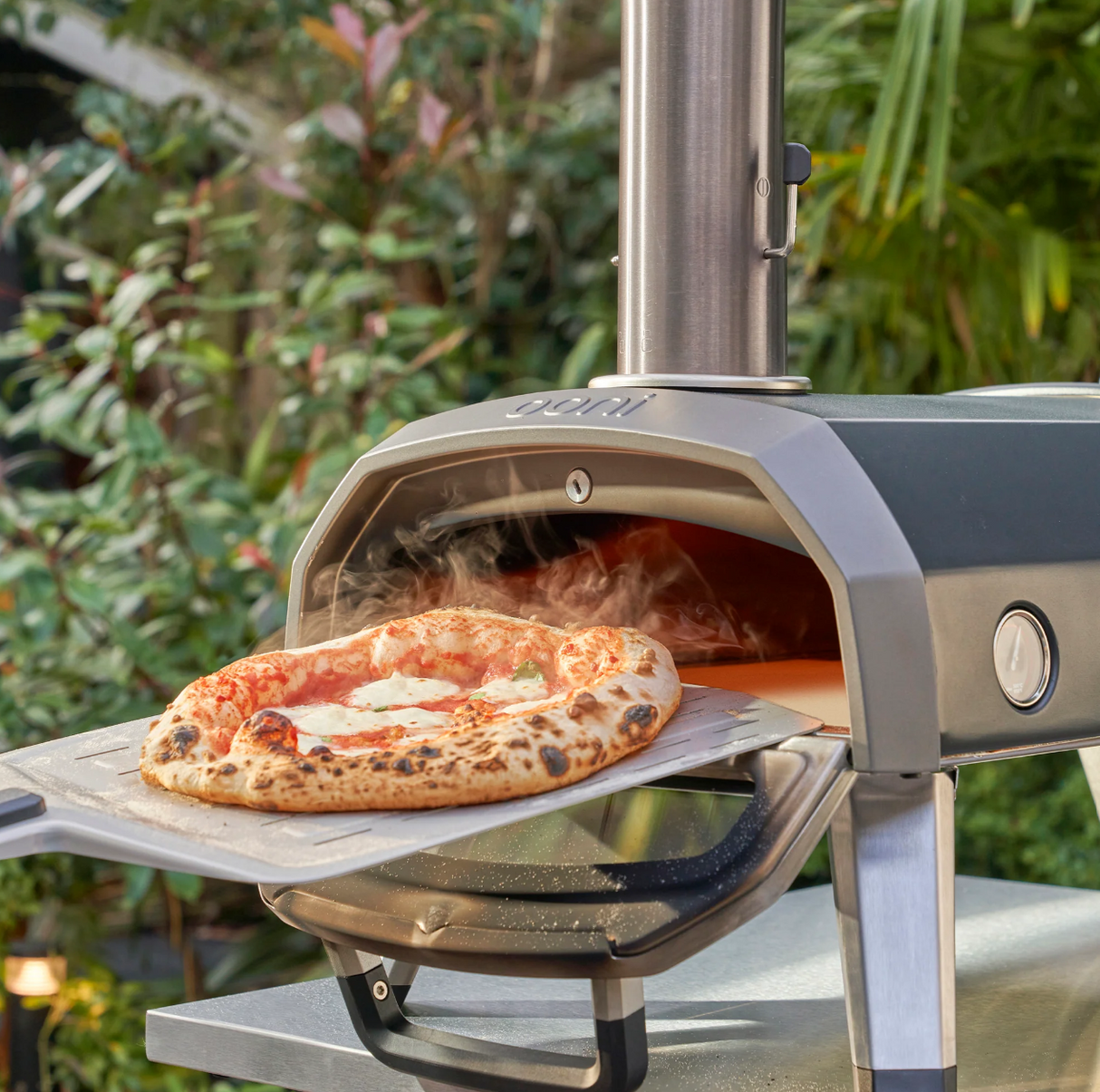 Ooni Karu 12G Multi-Fuel Pizza Oven